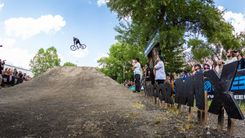 Spring 2025 - MTB Dirt — © Nicolas Vigneron
