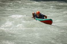 Spring 2025 - SUP River — © Leny Laurenti